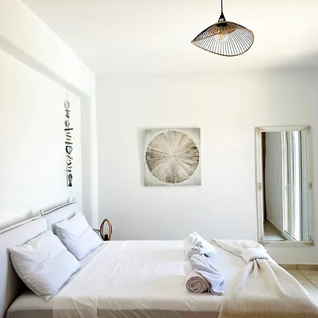 Sylvia Mykonos Town