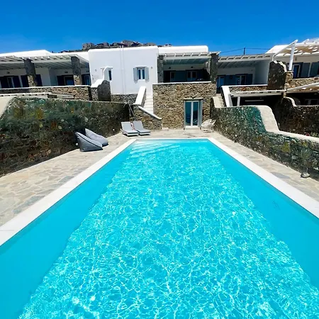 Sylvia Mykonos Town